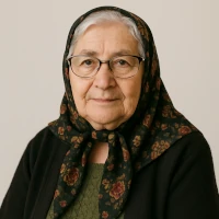 خانم نادری